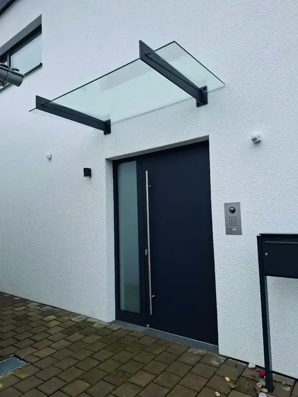 Eingangsüberdachung